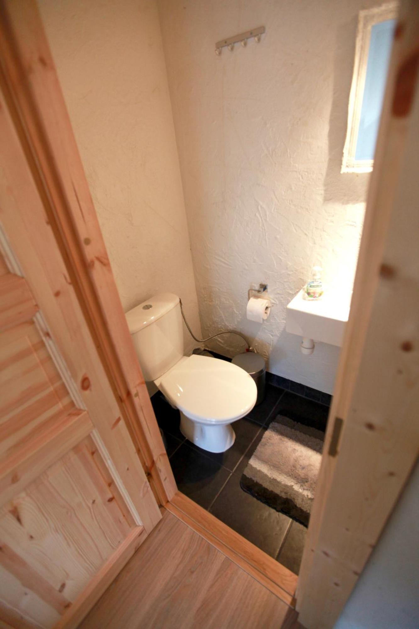 Metsara B&B Tornimae Ruang foto