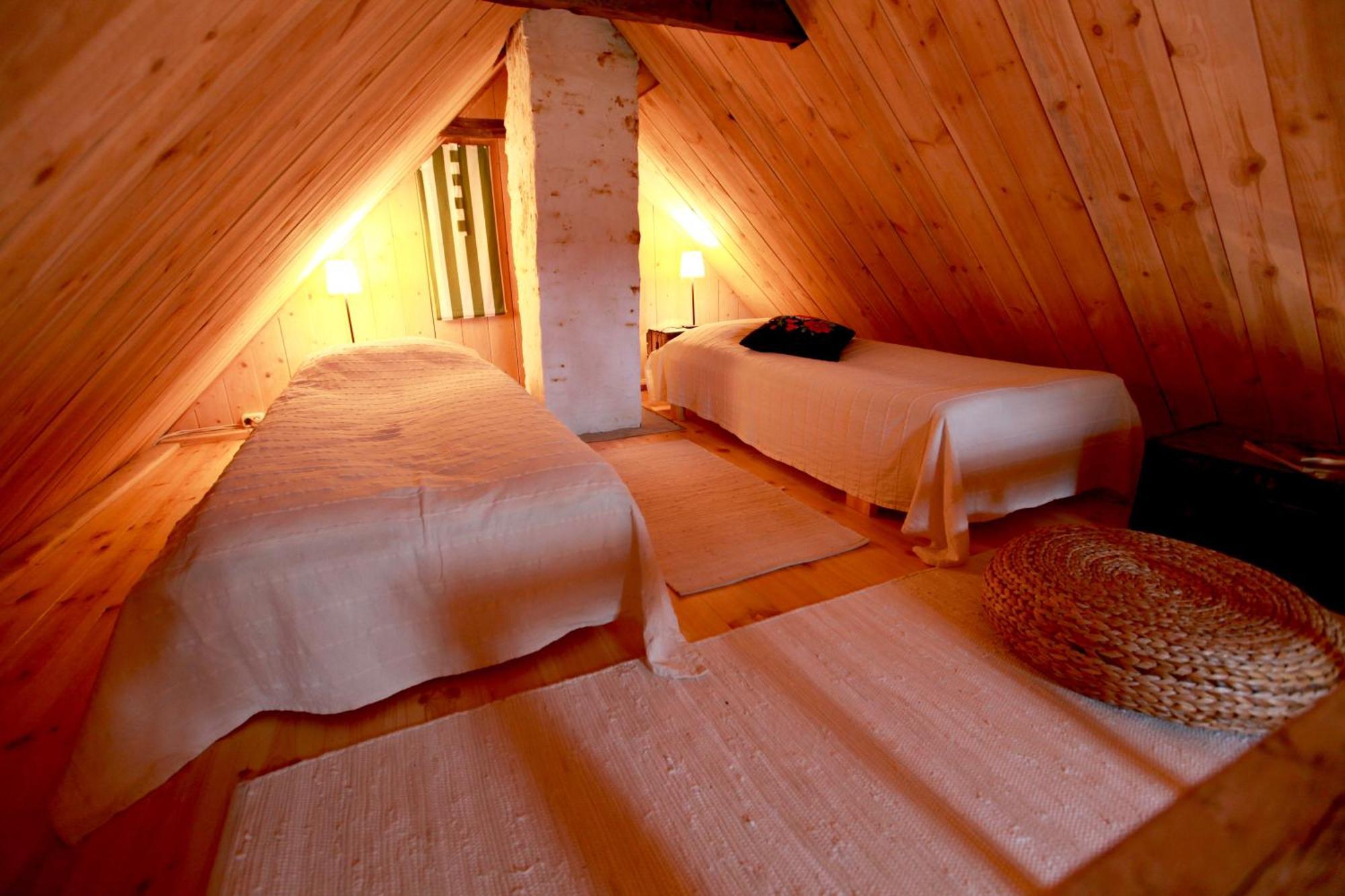 Metsara B&B Tornimae Ruang foto