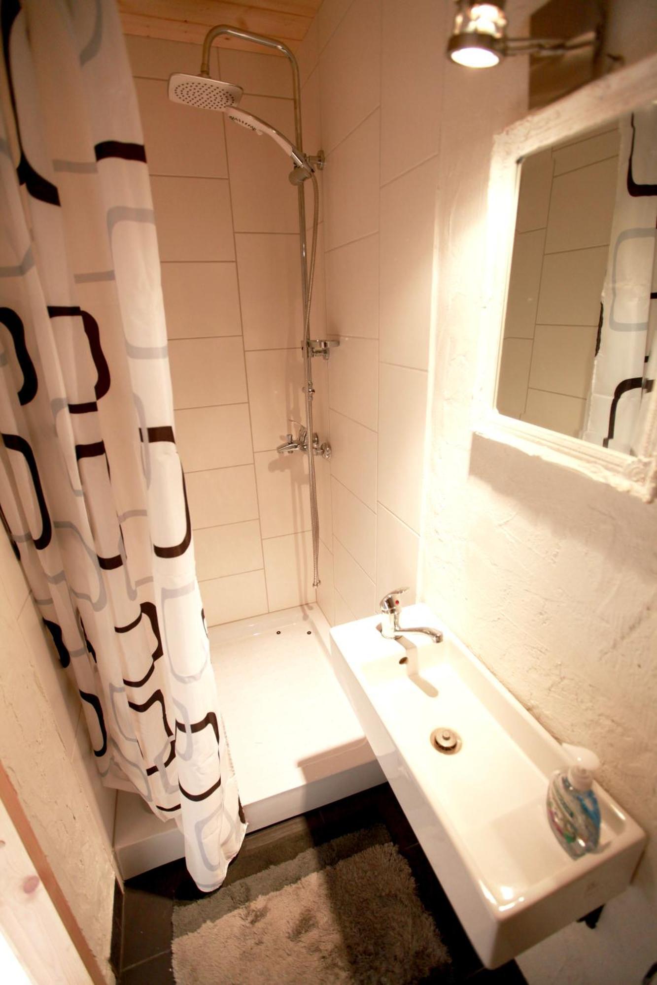 Metsara B&B Tornimae Ruang foto