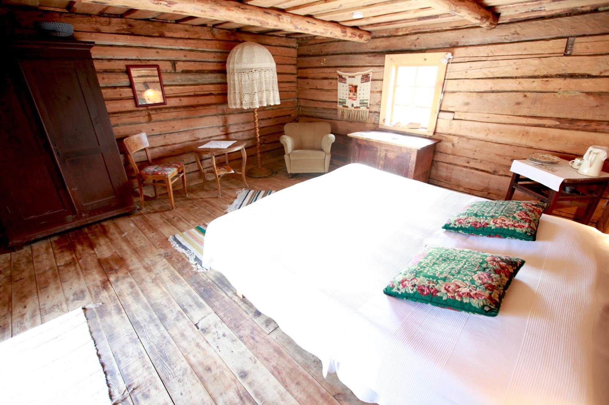 Metsara B&B Tornimae Ruang foto