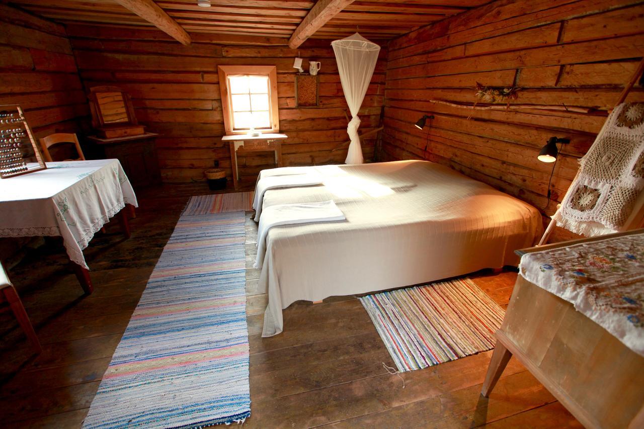 Metsara B&B Tornimae Bagian luar foto
